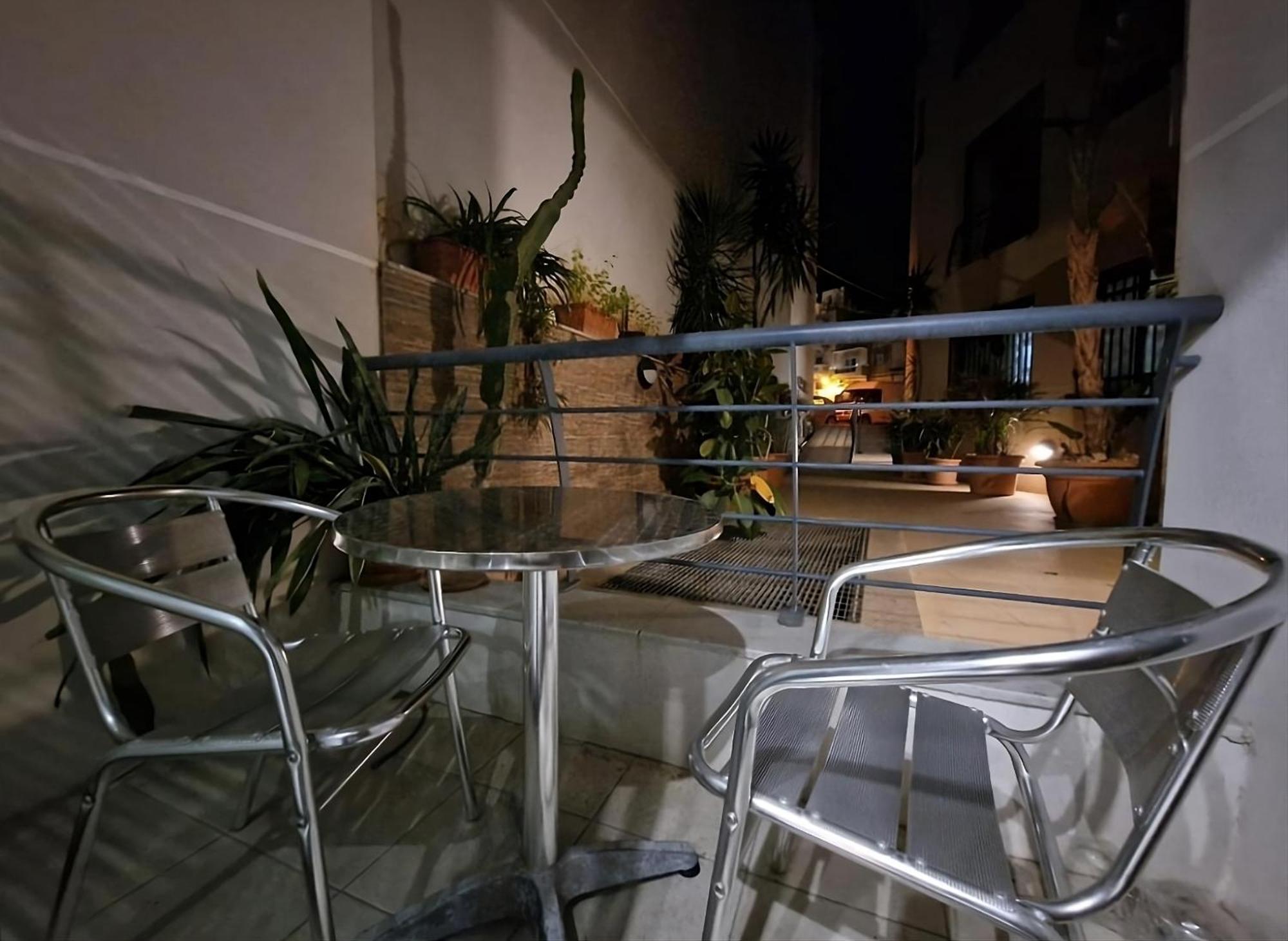 Bugibba Central Modern Apartment St. Paul's Bay Dış mekan fotoğraf